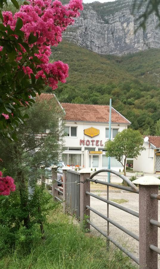 Dreznjak Motel And Restaurant Odusak المظهر الخارجي الصورة